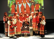 Спектакль «Красный угол» на Национальном российском театральном форуме «Золотая маска 2015».